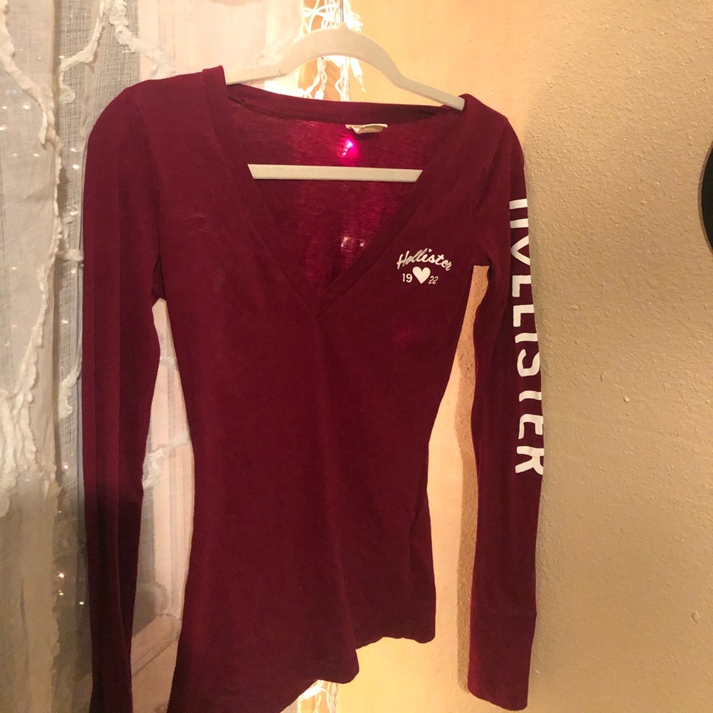 Long sleeved Hollister shirt - Picture 2 of 2